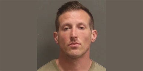 Nashville officer fired, charged after allegedly appearing in。